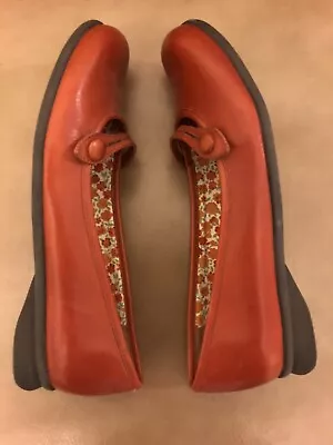 Michelle D Women’s Burnt Orange Leather Loafers Ballet Flats ￼Shoes No Slip Sz 7 • $19