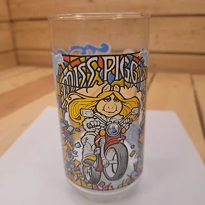 Vintage Miss Piggy The Great Muppet Caper McDonalds Collector's Glass 1981 (B) • $9.95