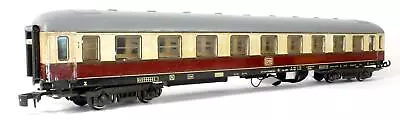 Lima 'o' Gauge Db White & Maroon 1st Class Passenger Coach • £49.50