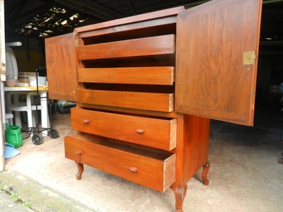 £190 • Buy Linen / Press Cupboard