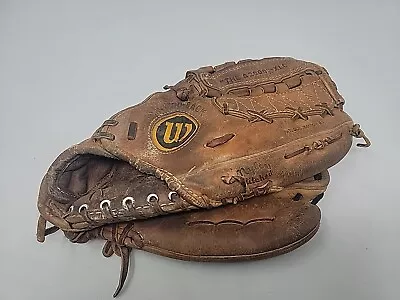 Vintage Wilson The A2000 XLC Dual Hinge RHT Baseball Glove Japan 12 In • $59.95