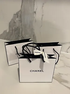 $24.95 • Buy 3 X PCS Unwanted Small Size       14 X 12 X 5cm Chanel Paper Gift Bag
