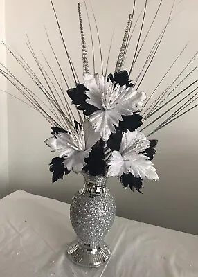 £25 • Buy *NEW STOCK* Bling Mosaic Romany Shiny 26cm Silver Vase With Black &White Flowers
