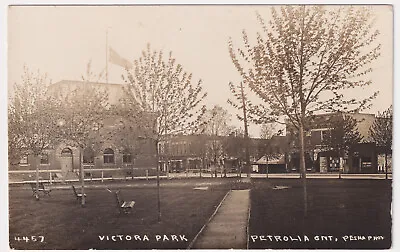 $95 • Buy Ontario Petrolia Pesha Real Photo #4457 Victoria Park Looking North Circa 1910