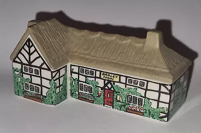 WADE 1980s THE BARLEY MOW Whimsey-On-Why Set One 1980-1981 Building No.8 Excelle • £4.99