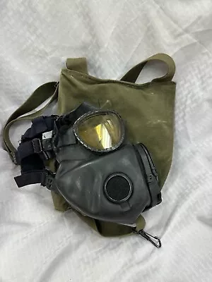 Vintage US Military USM 66 MSA 2 E 8 Black Chemical Biological Gas Mask W Bag • $80