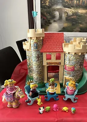 Fisher Price Vintage 1974 Little People Play Family Castle #993  King Queen • $45