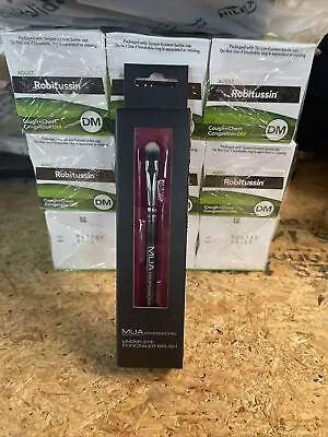 MUA Makeup Academy Professional Under Eye Concealer BRUSH New • $5.99