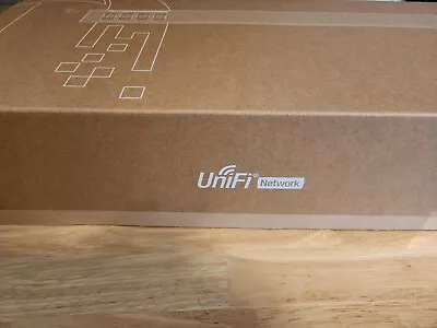 Ubiquiti Networks UniFi 8-Port 10G SFP+ Managed Aggregation Switch • $200