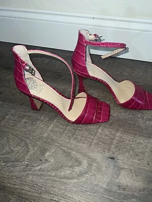 Vince Camuto Women's Strap Heel Alligator Pink US SIZE 9M • $20