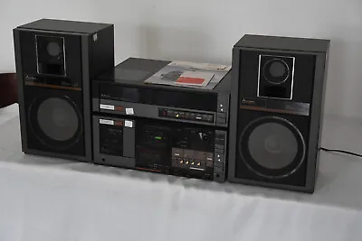 MITSUBISHI L-70 AM/FM Radio Cassette Turntable Vintage HiFi Stereo System DA-L70 • $899.95