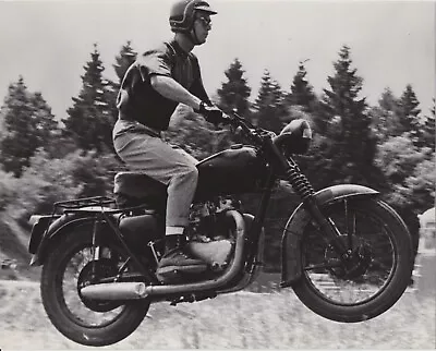 1963 Press Photo Actor Steve McQueen Practices Motorcycle Stunts In Great Escape • $14.50