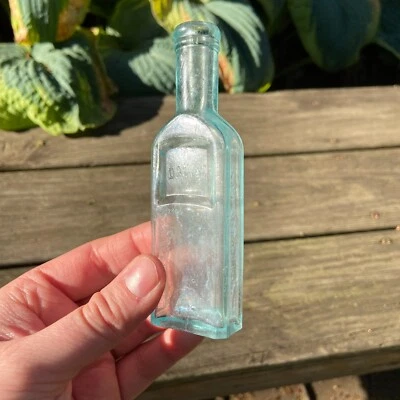 £9.58 • Buy Antique Davis Vegetable Pain Killer Aqua Patent Medicine Bottle 1880s BIM