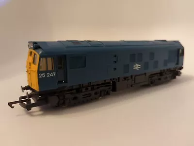 Hornby 00 Gauge BR Blue Class Diesel Locomotive 25247 (Untested) • £13.50