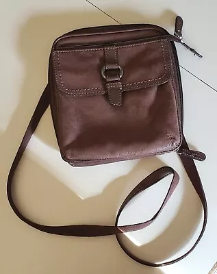 Fossil Logo Brown Distressed Leather Crossbody Zippered Bag Purse Adjustable • $19.99