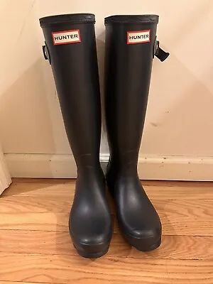 Hunter Original Tall Rain Boots For Women Size US 8 - Navy NWOB • $50