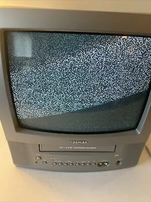 $120 • Buy Toshiba MV13N3 13  CRT VCR Combo VHS Player Recorder Retro Gaming TV No Remote 