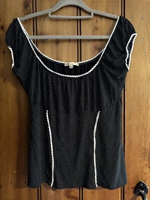 £3 • Buy Evie Off Shoulder Polka Dot Top 14-16