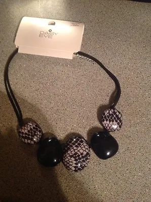 DAISY And EVE Necklace Rrp £12 • £4.89