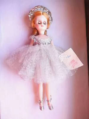 I. Madame Alexander Ballerina Doll Blonde 1967-1976 ? Collectible 17  • $7.50