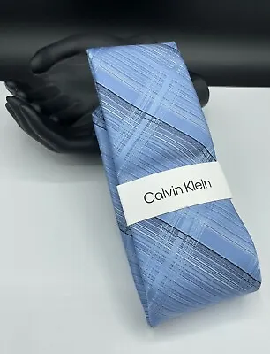 Calvin Klein Men's Silk Blend Tie ~ Light Blue ~ Plaids & Checks ~ MSRP: $69.50 • $21.99