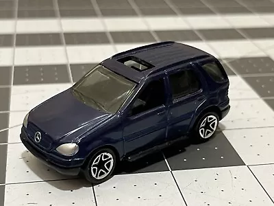 Matchbox #77 Mercedes-Benz ML 430 Blue Snow Explorer Series 2000 • $3.99