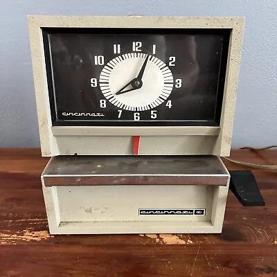 Vintage Cincinnati Time Recorder Clock Manual Punch Clock Powers On - No Key • $65.48