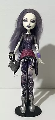 Monster High Picture Day Spectra Vondergeist Fashion Doll • $19.64