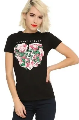 Mayday Parade Juniors Floral Heart Graphic Shirt NWT XS • £9.64