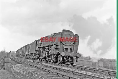 Photo  Unidentified Class 9f Loco • £2.80