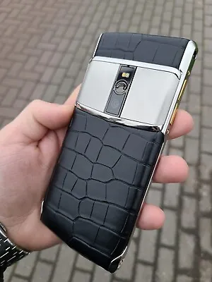 Vertu Signature Touch 24K GOLDalligator Leather100% Genuineluxury PhoneVIP • $1999