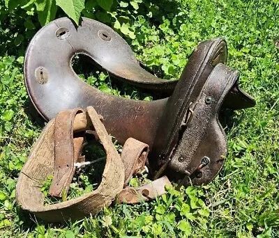 WW1 McClellan Saddle.. • $450