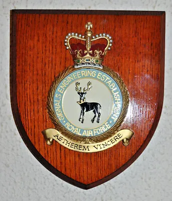 Royal Air Force Signals Engineering Establishment Mess Wall Plaque Shield RAF  * • £30