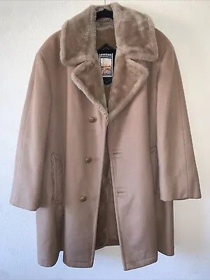 MIGHTY MAC VTG Winter Coat Jacket 100% Wool Out O'Gloucester Fur Collar READ • $59.99