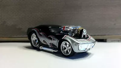 The Original Muscle Machines 1969 Chevy Corvette  1/64  69 Corvette  Restomod -- • $29