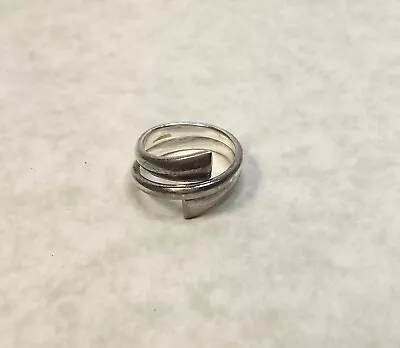 Vintage 925 Silver Swirl Wrap Ring Marked MD 4.8 Grams Size 4.5 • $12.77