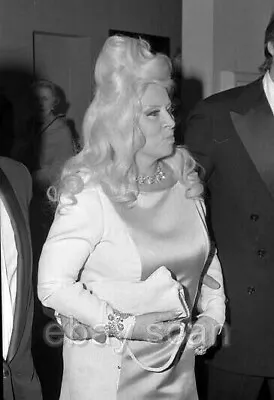 Mae West At Party  Candid   8x10 Photo 295 • $14.99