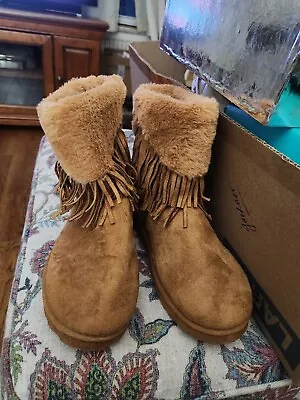 Mudd Boots 8.5 • $24.99