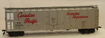 50' Plug Doors Canadian Pacific 286040 HO Scale • $7.95