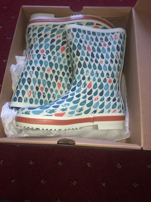 £19 • Buy Sea Salt Ladies Deck Wellingtons.rain Drops Cirrus New With Box.new.UK 5