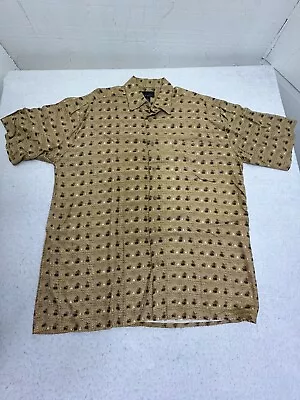 J Ferrar Short Sleeve Shirt Button Up Medium Men’s 100% Rayon  • $7.90