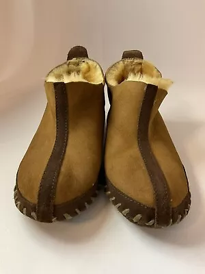 Cabelas Moccasin Cuff Booties Women's Size 8M Shearling Fur Brown Suede Slippers • $14.99