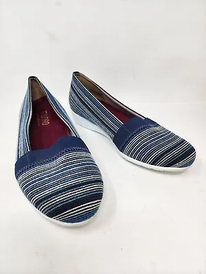 Munro American Bonita Womens 8 W Loafers Navy Blue Fabric Slip On Wedge Shoes • $24.99
