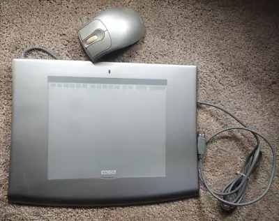 WACOM INTUOUS 2 GRAPHICS TABLET XD-0608-U With Mouse No Pen • $5