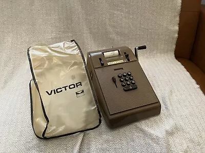 Vintage Victor Adding Machine With Cover. In Perfect Condition Works Great. • $30