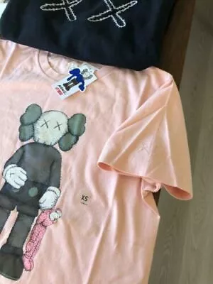 KAWS UNIQLO TOKYO FIRST Clean Slate Tea Art T-shirts PINK XS(Asia)=XXS(USEU) • $68