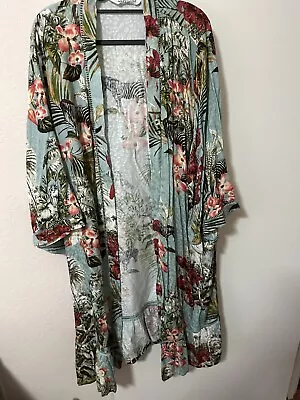 Taking Shape Floral/Animal Kimono Size L • $30