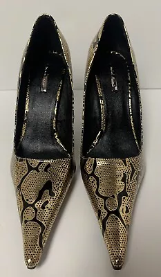 Michael Antonio Stiletto Heels Closed Toe Black & Gold Animal Print Womens 7.5 • $20