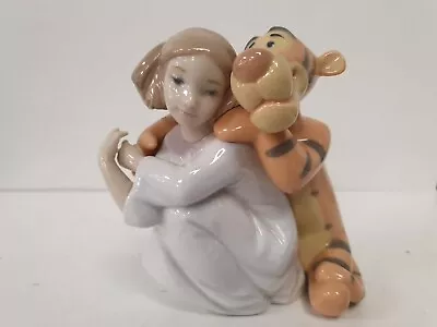 Nao By Lladro  Disney Porcelain Figurine Hugs With Tigger • £119.99