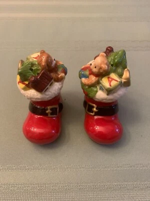 $12.95 • Buy Vintage Christmas Boots With Gifts Salt And Pepper Shakers